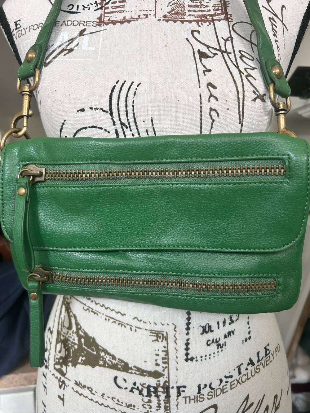 Hollywood Intuition by Jaye Hersh Grern Faux Leather Purse or Clutch - Picture 2 of 8
